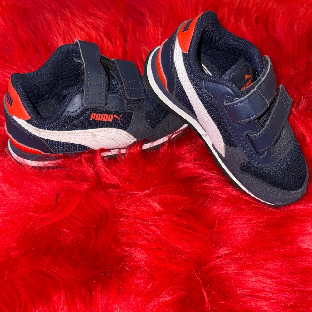 Puma Kids St. Runner Hook and Loop Size 7C